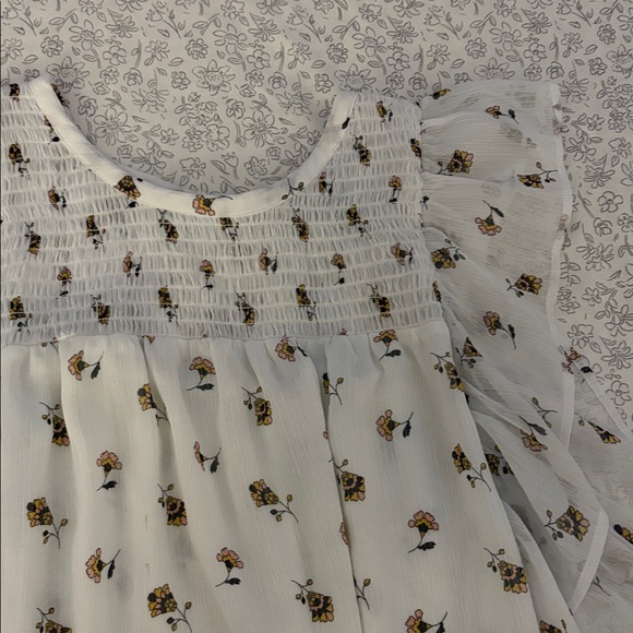 LOFT White Floral Ruffle Blouse - Picture 6 of 6